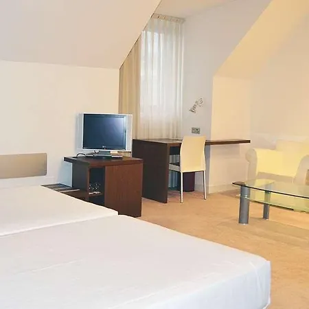 Odeon Hotel 4*